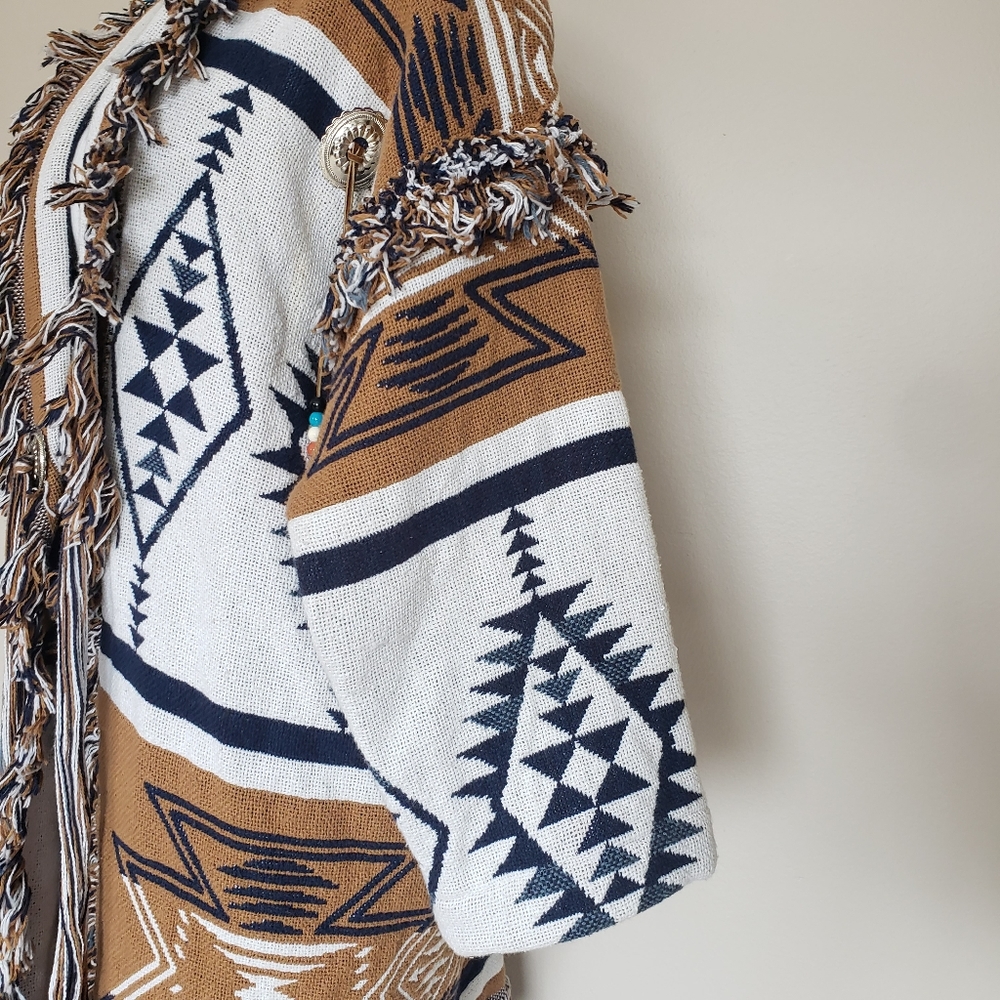 Southwestern Woven Blanket Coat - Picture 5 of 14